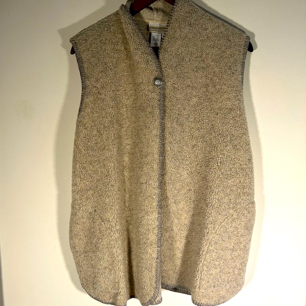 Cold Water Creek winter sweater vest, size Medium, acrylic and polyester